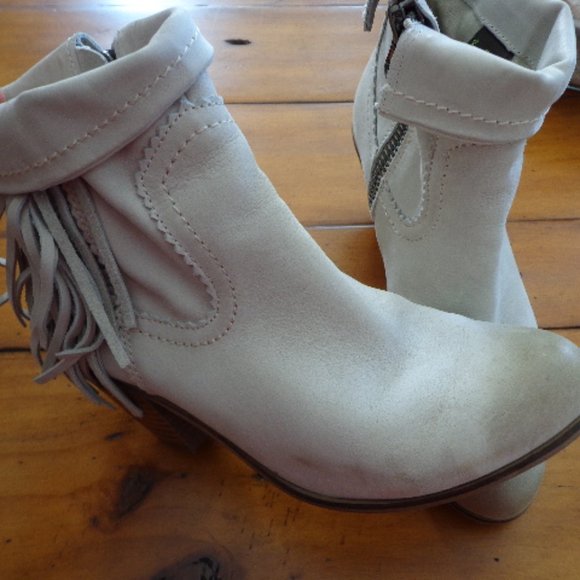 Sam Edelman Shoes - Sam Edelman Louie Bootie Ivory Nubuck 6M Leather